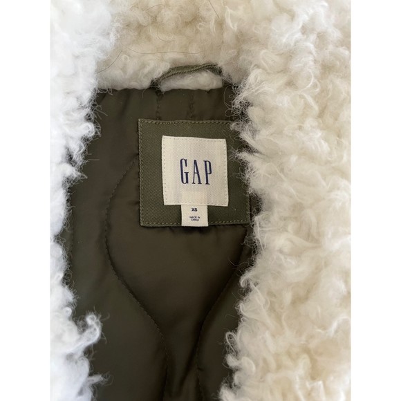 Gap Womens Olive Green Faux Fur Lined Parka Jacket Coat 922500 XS Primaloft‎ - Picture 7 of 12